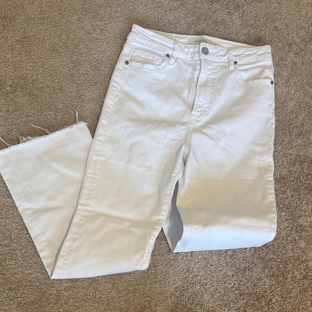 Elegant White Straight Leg Jeans for Women